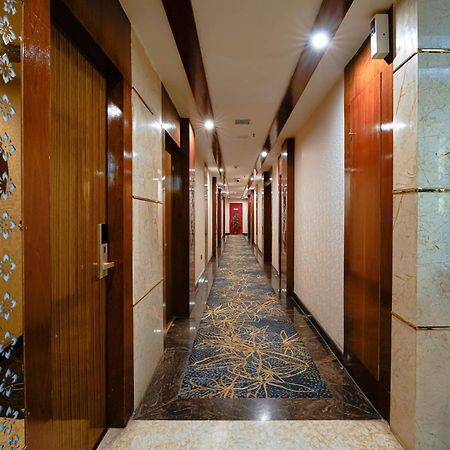 העיר בנגלור Kingston Hotel מראה חיצוני תמונה