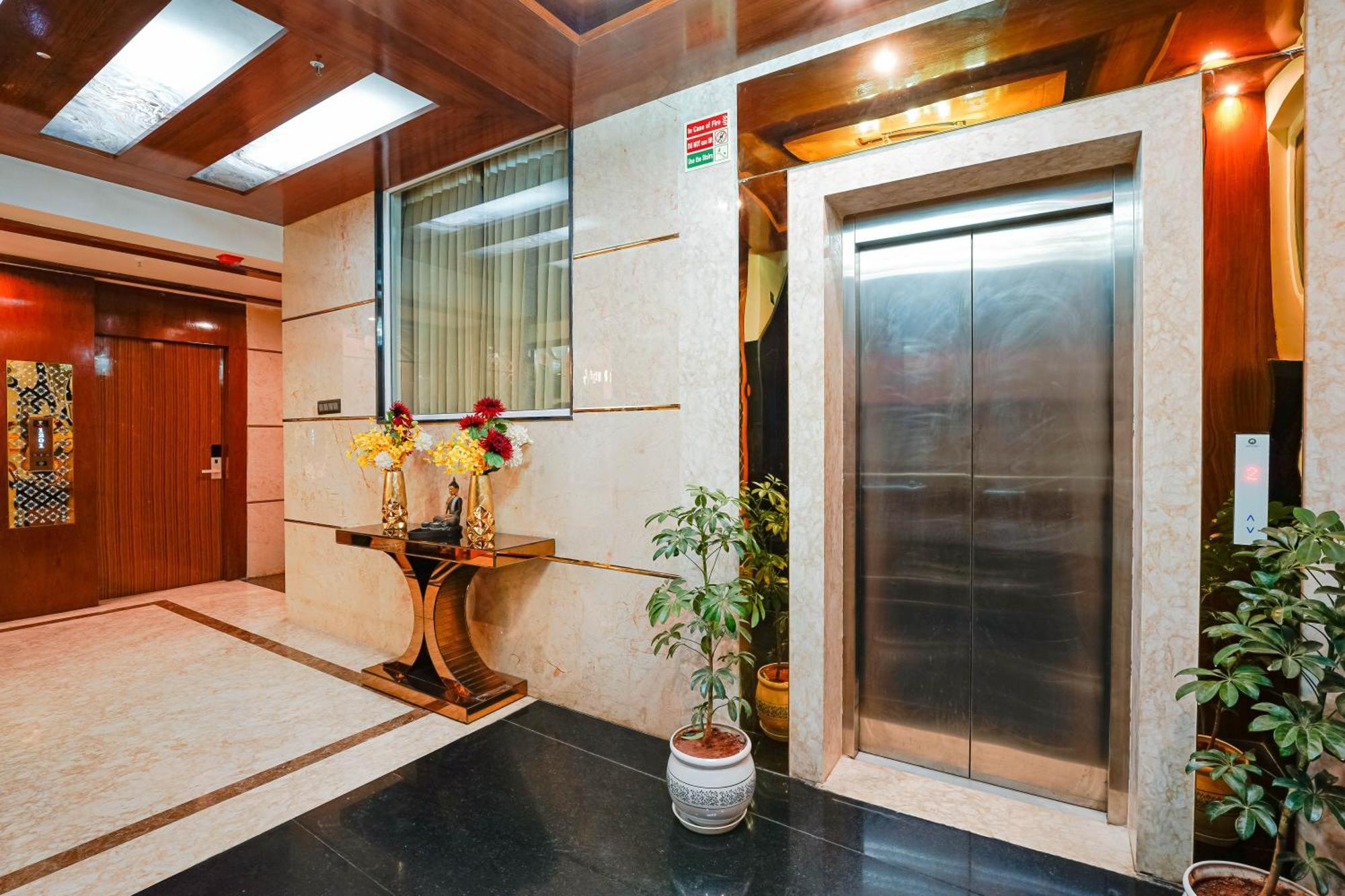 העיר בנגלור Kingston Hotel מראה חיצוני תמונה