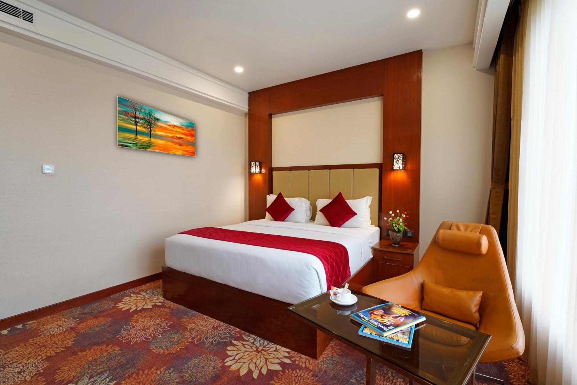 העיר בנגלור Kingston Hotel מראה חיצוני תמונה