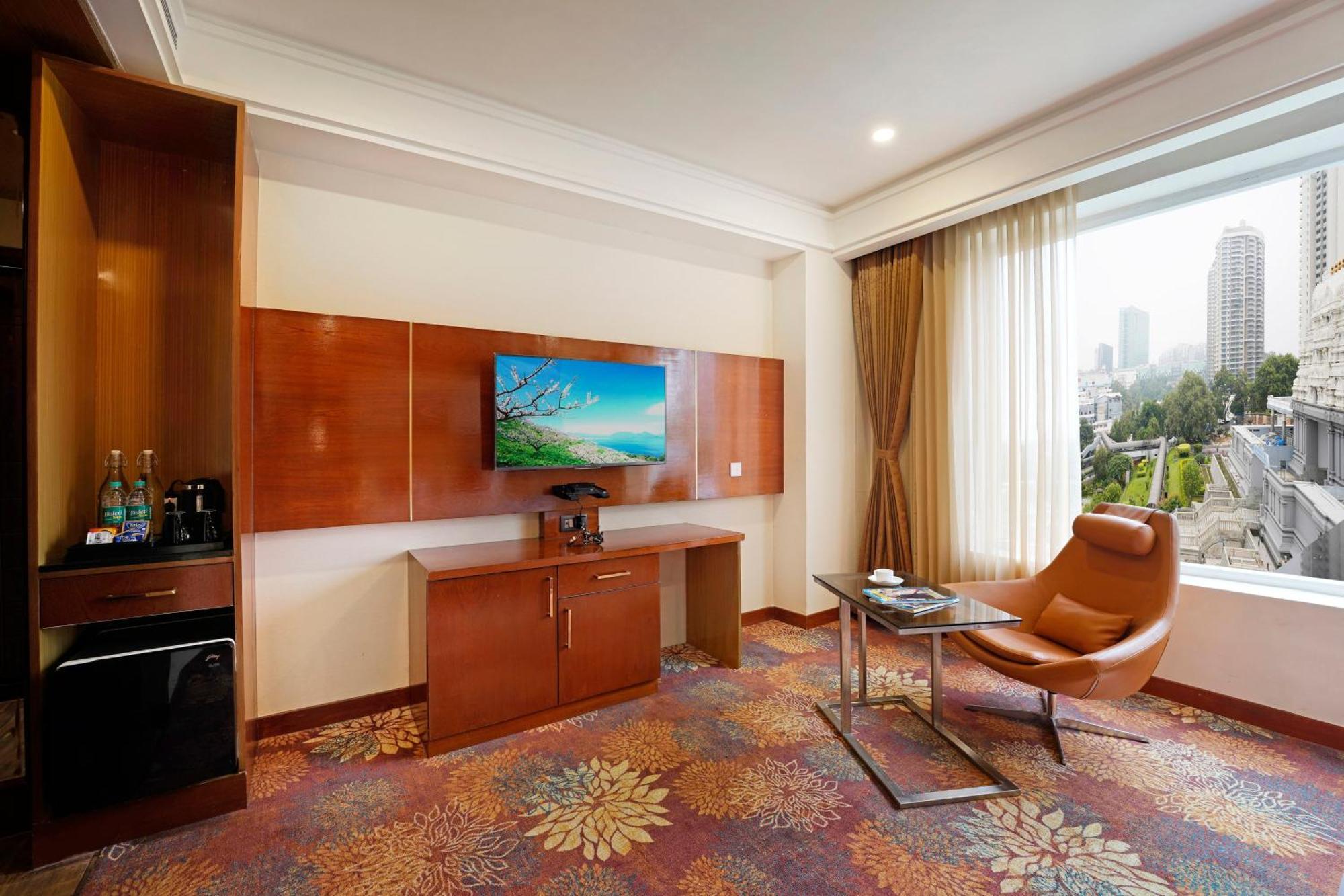 העיר בנגלור Kingston Hotel מראה חיצוני תמונה