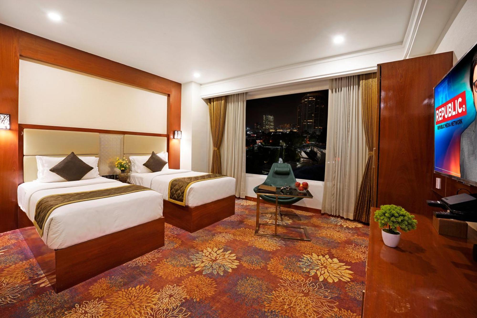 העיר בנגלור Kingston Hotel מראה חיצוני תמונה